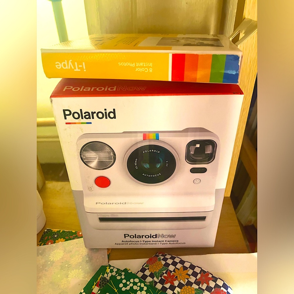 New unopened Polaroid Go Generation 2 - Mini Instant Camera + Film Bundle White